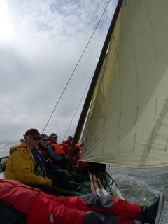 Fille de loire sous voile